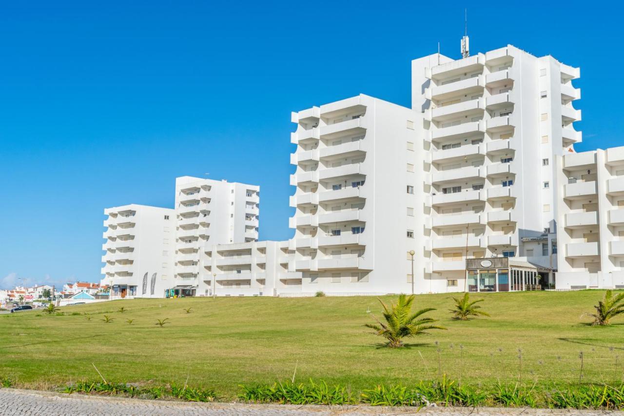 Апартаменты Baleal Balcony Феррел Экстерьер фото